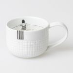 Rader Cup In Porcelain Picture Story Range Bathing Pond Design - RA16893