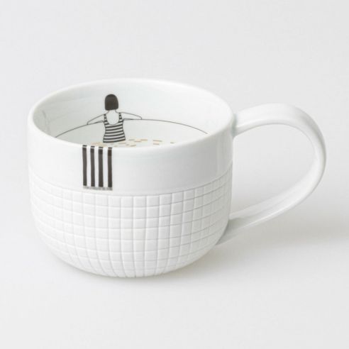 Rader Cup In Porcelain Picture Story Range Bathing Pond Design - RA16893